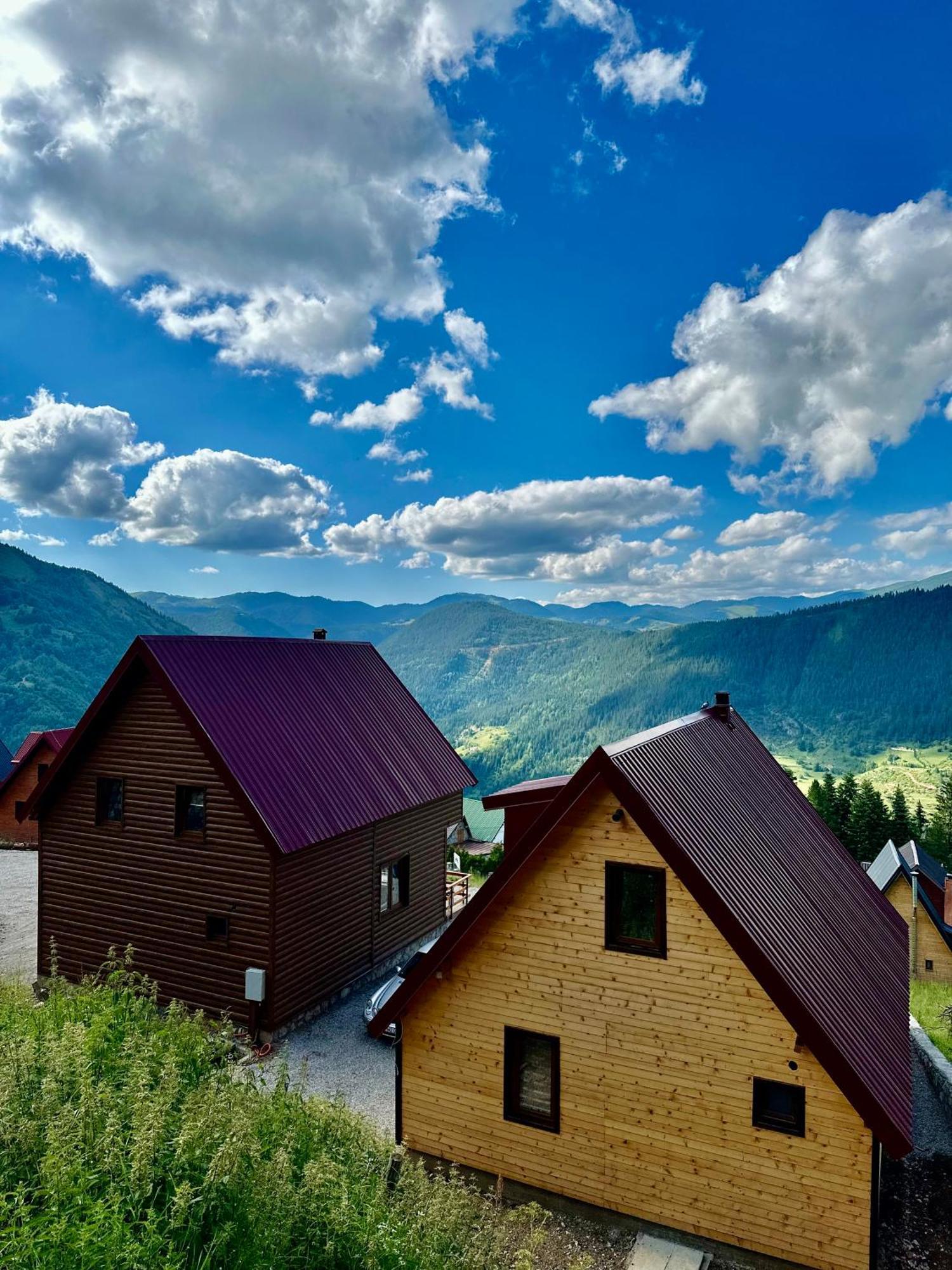 Hotel Te Liqeni Pejë Esterno foto